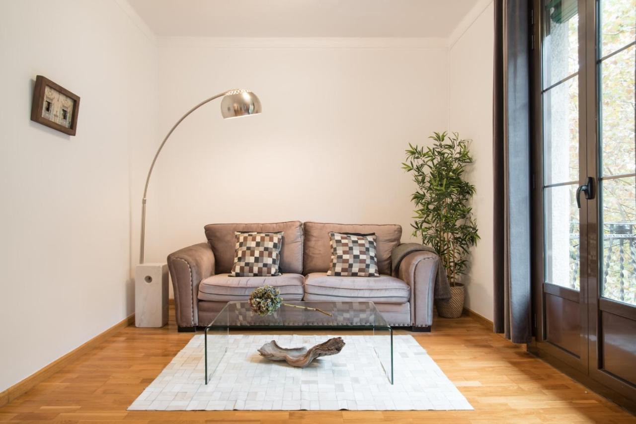Art Nouveau Apartment Barcelona Exterior foto